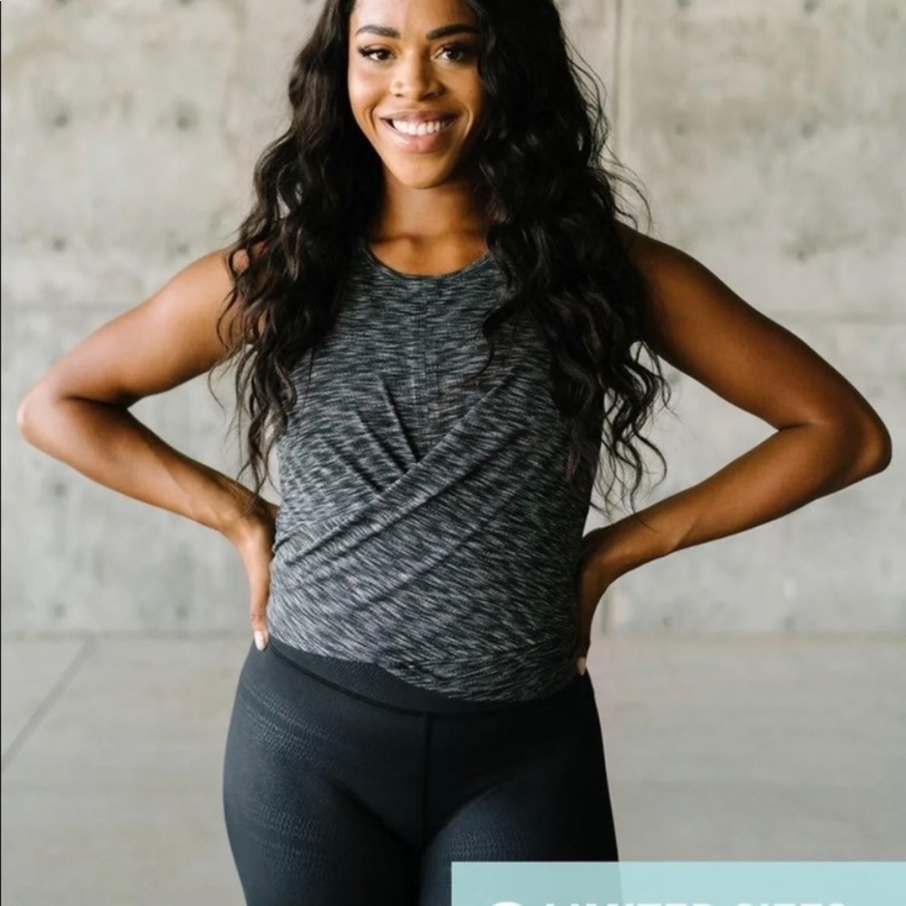 NWT Black infinity tank